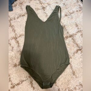Olive Green V-Neck Bodysuit by BKE Red size large